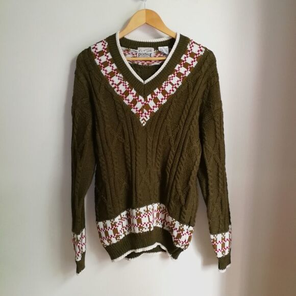 VINTAGE Fair Isles Green V Neck Cable Chunky Knitted Wool Sweater Size Medium - Picture 2 of 12